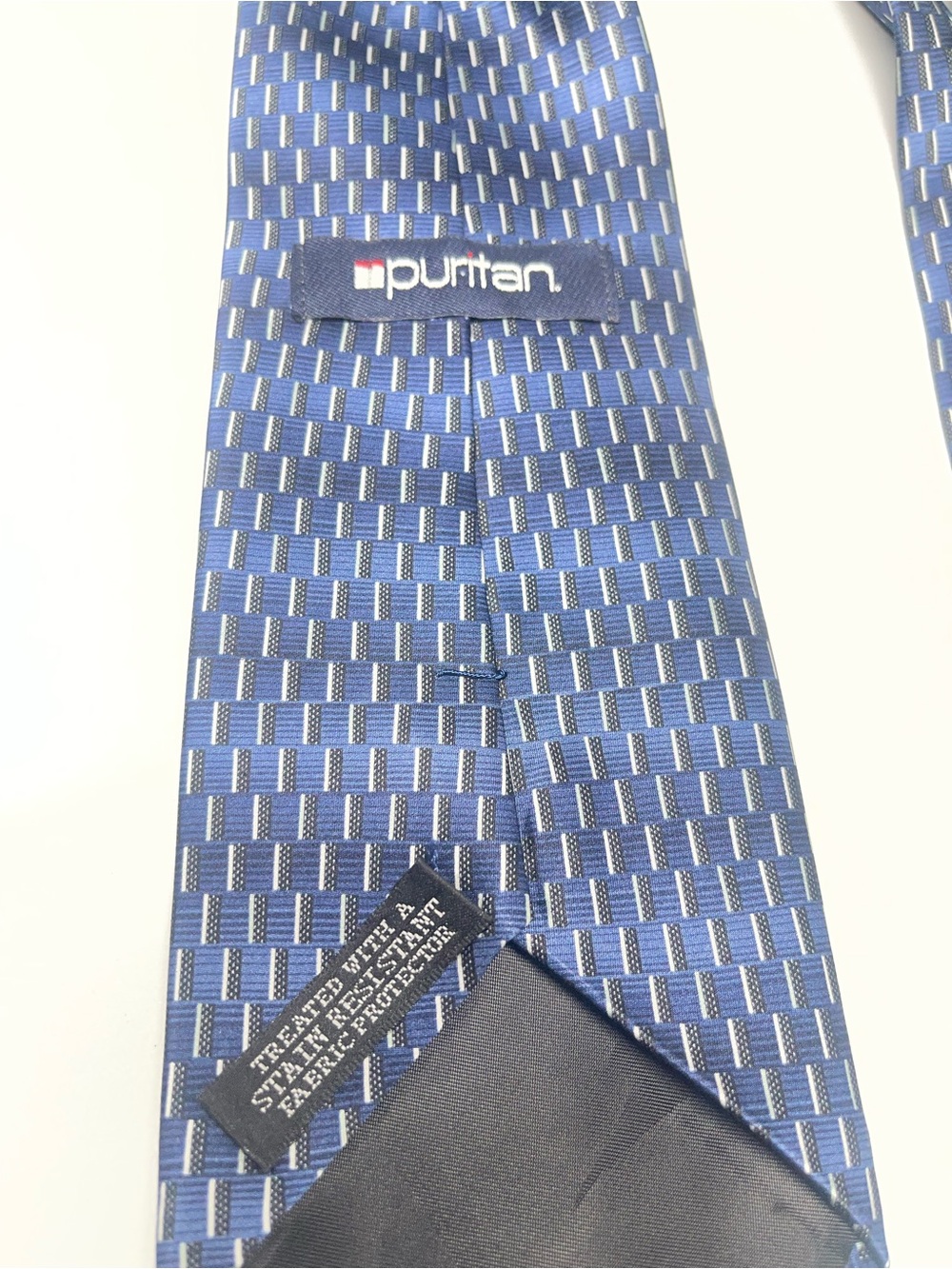 Vintage Puritan Men's Blue Geometric Silk Necktie Stain Resistant 4" Wide Tie - Picture 7 of 9